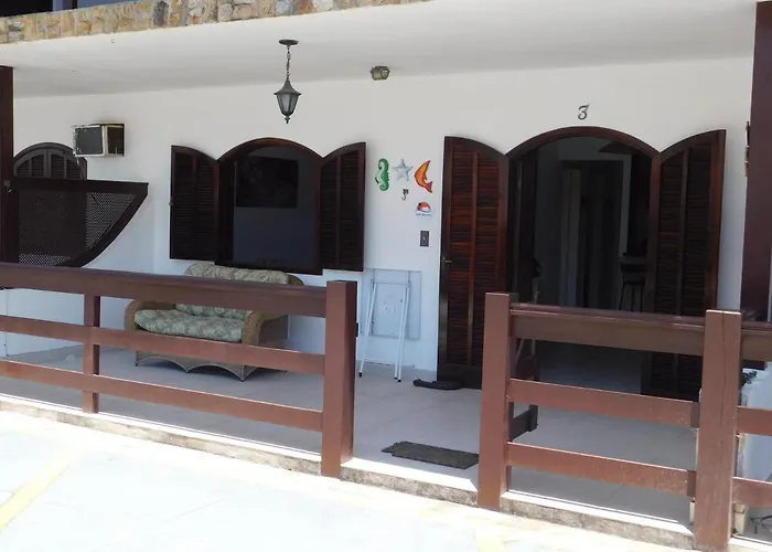 Casa em condomínio com piscina em Cabo Frio